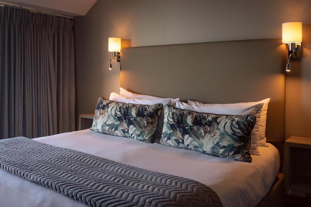 Diaz Hotel And Resort Мозел Бей Екстериор снимка