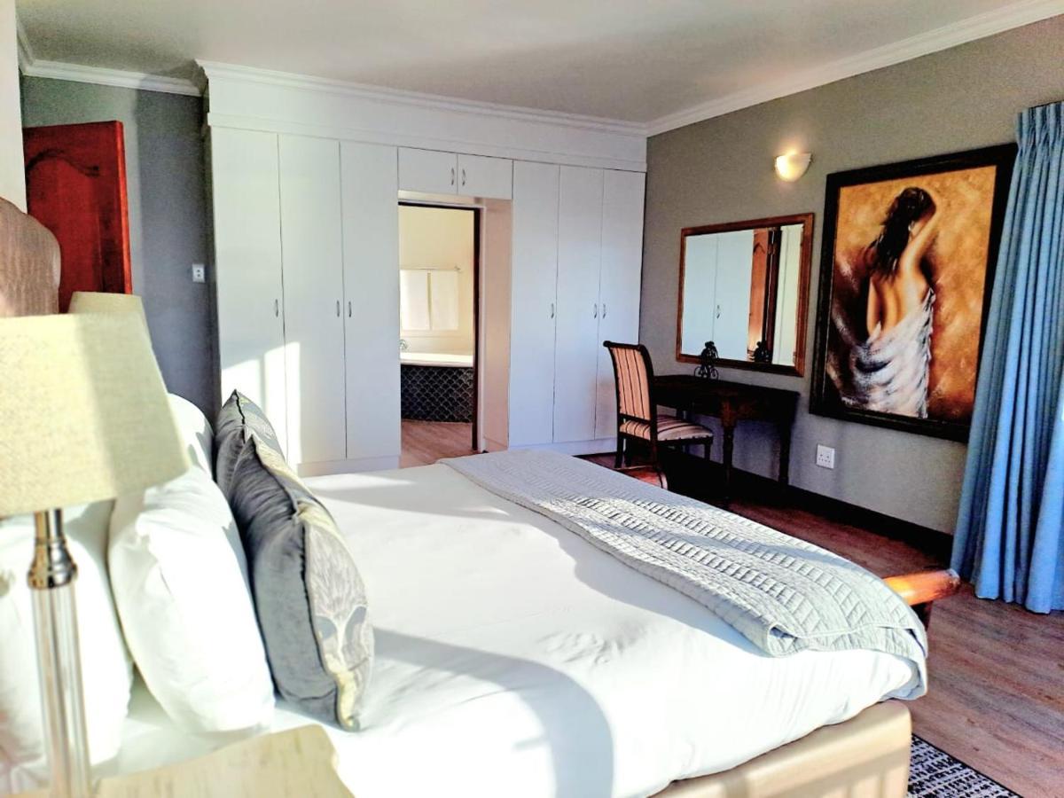 Diaz Hotel And Resort Мозел Бей Екстериор снимка