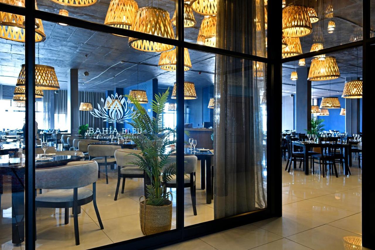 Diaz Hotel And Resort Мозел Бей Екстериор снимка